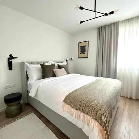 Stiva - New With Free Parking, 150m From The Apartment *