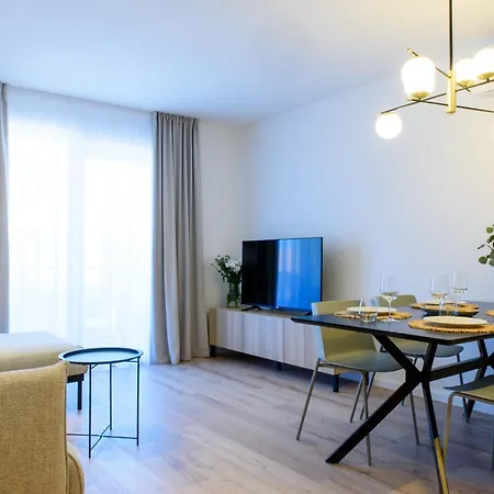 Stiva - New With Free Parking, 150m From The Apartment